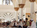 wali-kota-pontianak-salat-jumat-di-masjid-raya-mujahidin-3.jpg