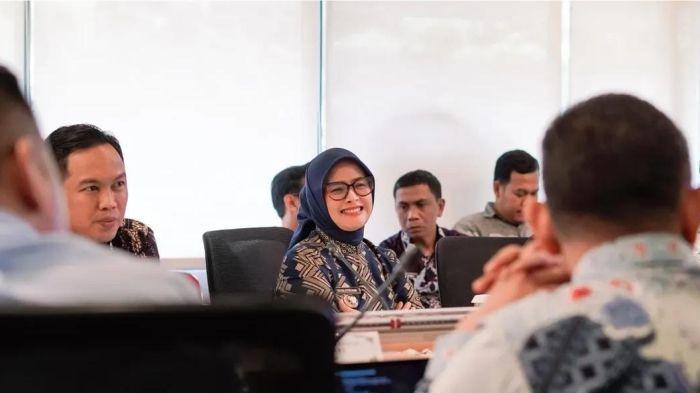 2Bupati Citra Pitriyami BahasPerpanjangan Rute Kereta Api Pangandaran Bersama Bupati Cilacap & DJKA