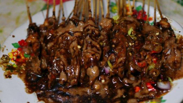 Ilustrasi Sate Galunggung khas Pangandaran. (Dok. Shutterstock/ onyengradar)