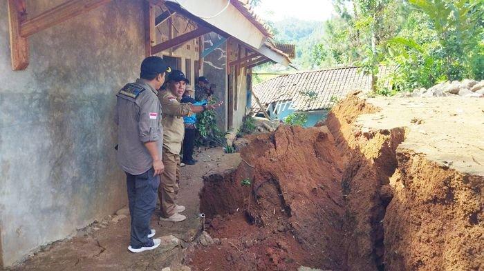 Lokasi Pergerakan Tanah di Cigombong KBB Seperti Desa Hantu, Puluhan Rumah Ditinggal Penghuninya