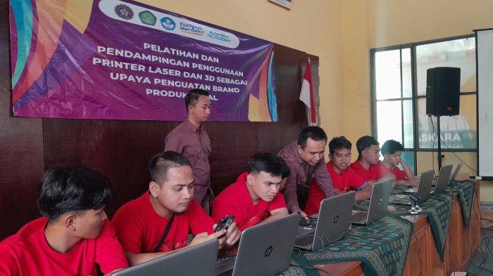 Akademisi Unigal dan Inspira Academy Gelar Pelatihan Merakit Robot untuk Pengangguran