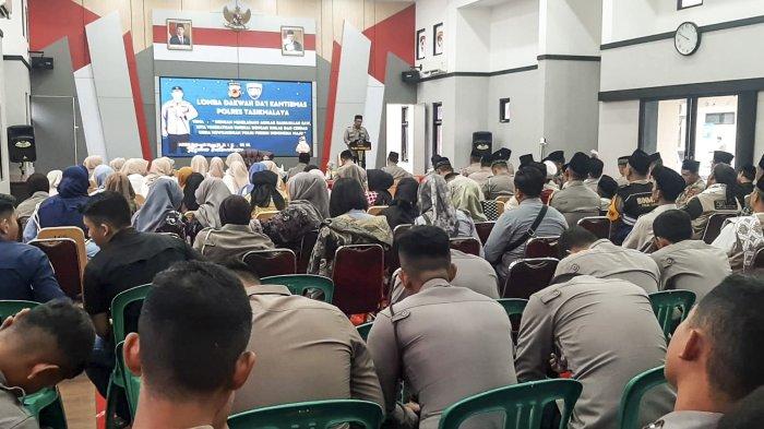 Peringati Maulid Nabi Muhammad SAW, Bhabinkamtibmas di Tasikmalaya Ikuti Lomba Dakwah