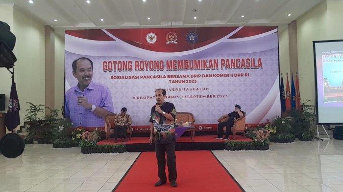 Anggota Komisi II DPR RI Kenalkan Pancasila ke Mahasiswa Baru Unigal dengan Teknik Berbeda