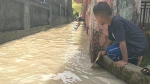 Banjir-di-wilayah-Kecamatan-Cijulang-Kabupaten-Pangandaran-13102025-1.jpg