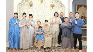 Beginilah-Daftar-Tradisi-Keluarga-Krisdayanti-Saat-Lebaran-Tiba.jpg
