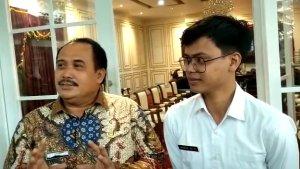 Bupati-Pangandaran-Jeje-Wiradinata-dan-Husein.jpg
