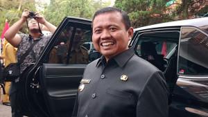 Bupati-Sumedang-Dony-Ahmad-Munir-kamis-17072025-1.jpg