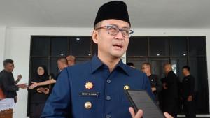 Bupati-Tasikmalaya-Cecep-Nurul-Yakin-1692025-1.jpg