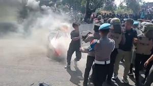 DEMO-RICUH-di-pendopo-pangandaran-24072025-1.jpg