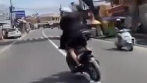 Dua-pelajar-naik-motor-ugal-ugalan-Tasikmalaya1.jpg