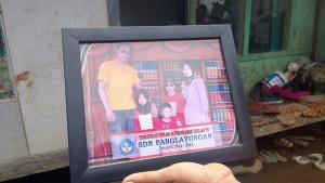 Foto-NPS-8-buah-hati-pasangan-suami-istri-Dede-Suandi-dan-Sinta-korban-longsor-1.jpg
