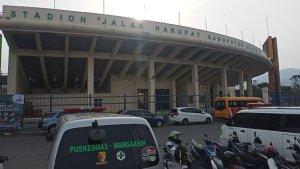 Gaji-UMR-Kabupaten-Bandung-2023-adalah-yang-tertinggi-di-urutan-ke-11-se-Jawa-Barat.jpg