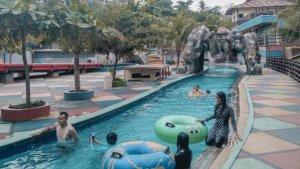 Green-Valley-Waterpark-Purwakarta.jpg