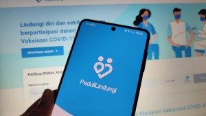 Ilustrasi-aplikasi-PeduliLindungi.jpg