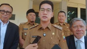 KERJA-SAMA-KDMP-Wakil-Bupati-Sumedang-Fajar-Aldila-dan-Rektor-Ikopin-1.jpg