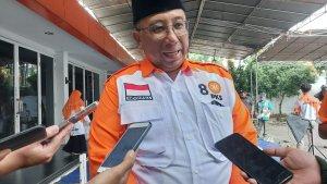 Ketua-DPW-PKS-Jawa-Barat-Haru-Suandharu36445.jpg