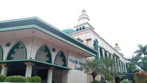 Masjidagungciamisbersolekjelangramadan.jpg