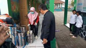 NASI-GORENG-LENGKET-Komisioner-KPAI-Kabupaten-Tasikmalaya-Asep-Nurjaeni-1.jpg