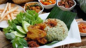 Nasi-Hijau-Khas-Sukabumi.jpg