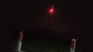 Penampakan-cahaya-merah-seperti-bola-api-meteor-jatuh-di-majalengka-1.jpg