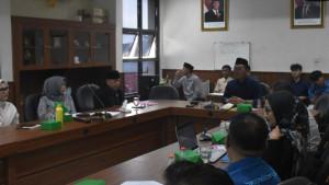 Rapat-DPRD-dengan-Honorer.jpg