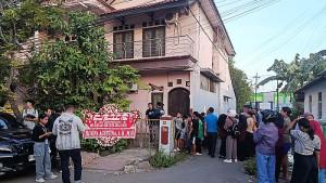 Rumah-Haji-Sahroni_2.jpg