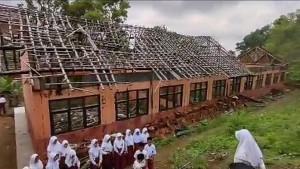 SDN-curugtelu-culamega-rusak-parah-1.jpg