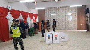 TPS-04-tempat-nyoblos-calon-gubernur-Acep-Adang-Ruhiat.jpg