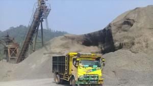 Tambang-Karya-Citra-Quarindo-di-Rumpin.jpg