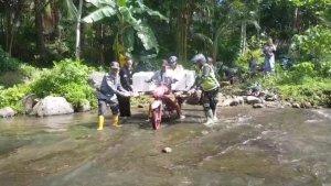 distribusi-logistik-pilkada-tasik.jpg