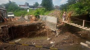 jembatan-peninggalan-belanda-di-bantar-Kota-Tasikmalaya-diperbaiki-1.jpg