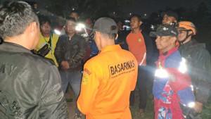 kantor-tim-sar-bandung-mencari-pemburu-biawak-di-Sungai-Citarum-1.jpg