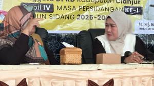 ketuadprdterimaaspirasisisisi.jpg