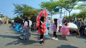 kirab-budaya-dan-kreasi-seni-di-Pangandaran.jpg