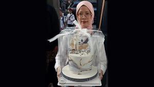 kue-bapak-aing-di-HUT-ke-24-kota-tasikmalaya-1.jpg