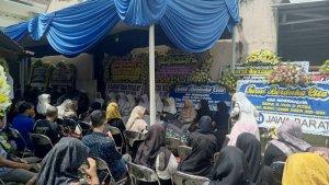 pengajian-di-rumah-duka-Yana.jpg