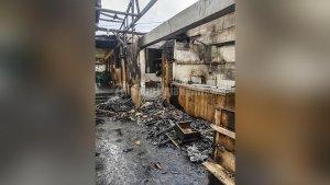 rumah-makan-kebakaran.jpg