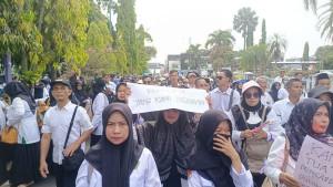 tenaga-Honorer-Kemenag-Ciamis-demo-21102025-1.jpg