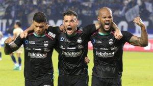 tyronne-del-pino-ciro-alves-david-da-silva-Persib-1.jpg