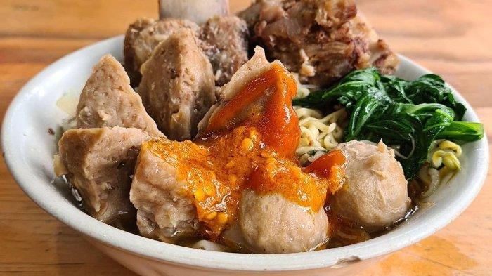 5-Tempat-Bakso-Urat-Enak-dan-Viral-di-Bandung-Ada-yang-Sudah-Direview-oleh-Artis-Tanah-Air.jpg