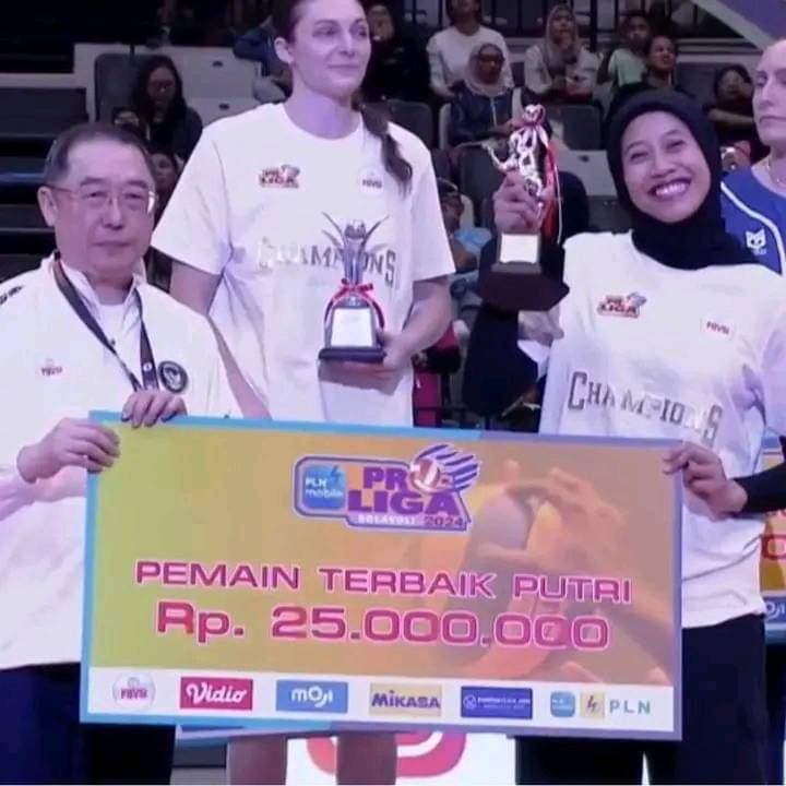 Megawati-MVP-Proliga.jpg