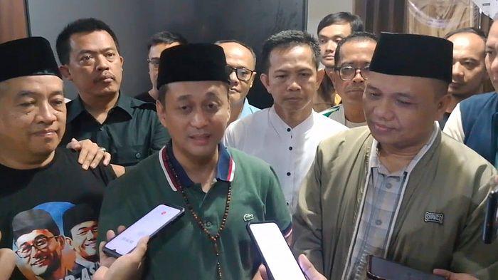PASCA-MENANG-SIDANG-Cecep-Nurul-Yakin-2652025-1.jpg