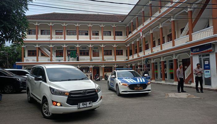 Persiapan-kedatangan-Wapres.jpg