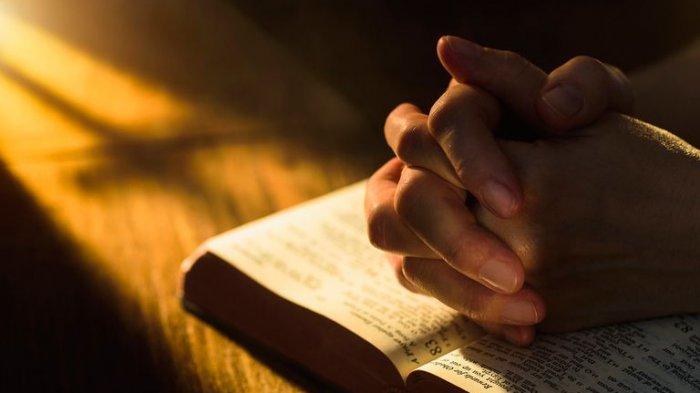 Khutbah Jumat 13 Desember 2024 : 6 Alasan Tidak Boleh Ikut Merayakan Natal dan Tahun Baru
