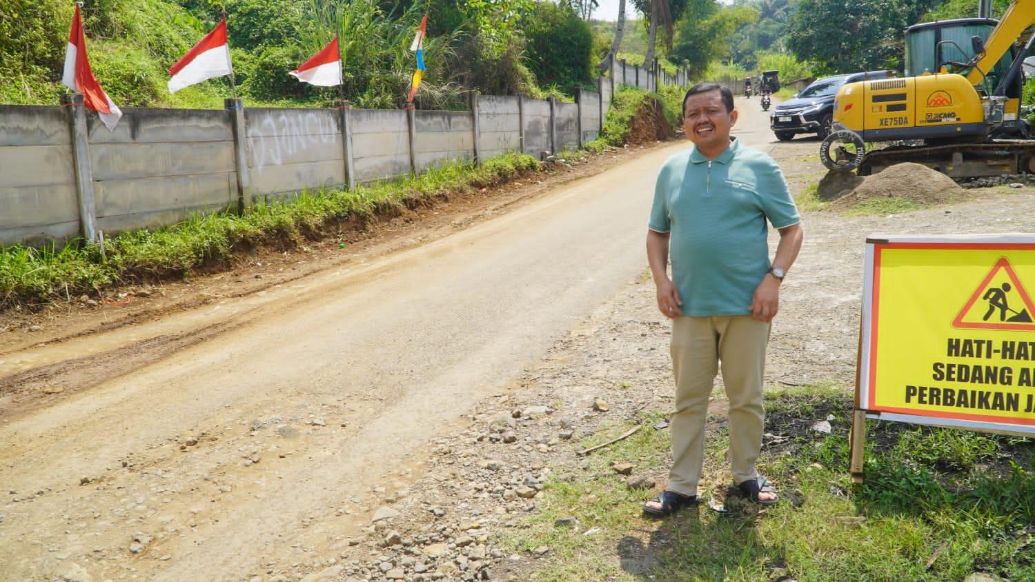 Dony Ahmad Munir Sebut Perbaikan Jalan Rusak di Sumedang Tinggal Melanjutkan