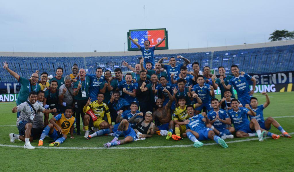 Skuad-Persib-Bandung-yeah-yeah.jpg