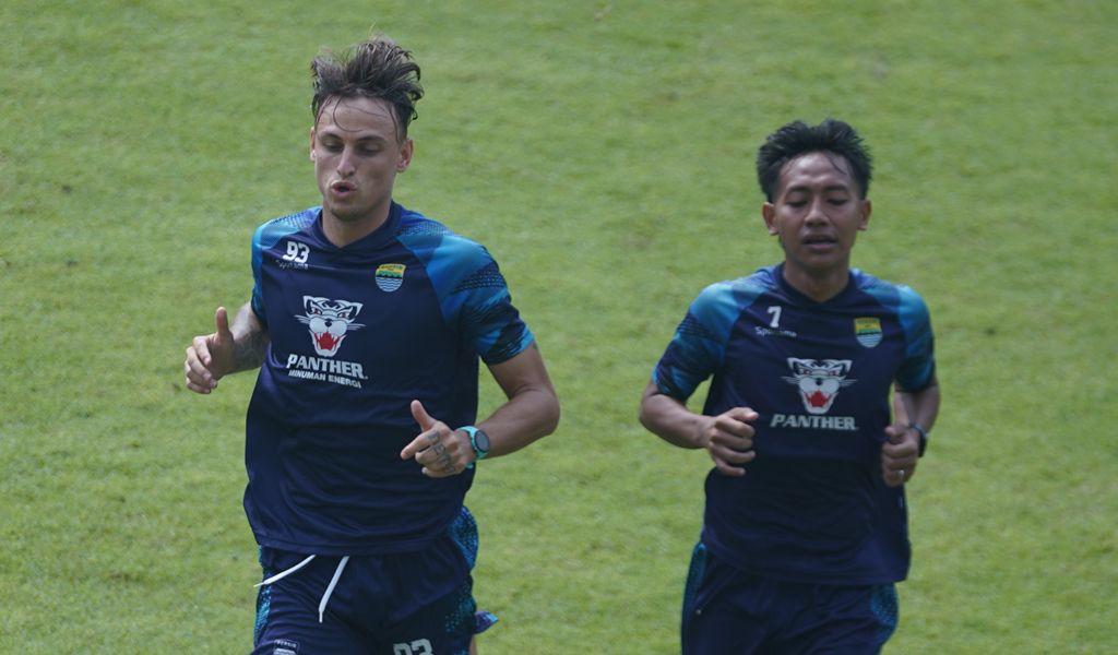 Stefano Beltrame Pupuk Mental Rekan Setim Jelang Lawan Bali United, Sabar dan Tenang Jadi Kunci