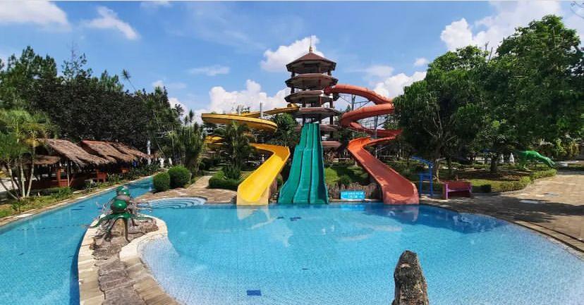 Teejay-Waterpark-Tasikmalaya.jpg