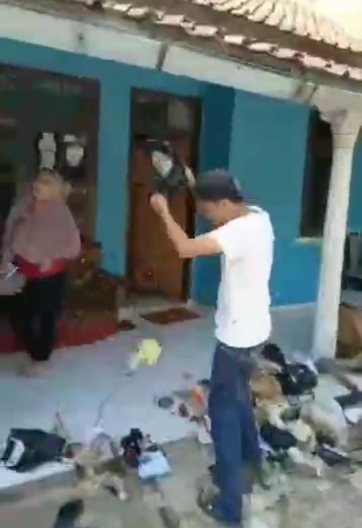 Viral-Video-Pemuda-Sumedang-Balikin-Lagi.jpg