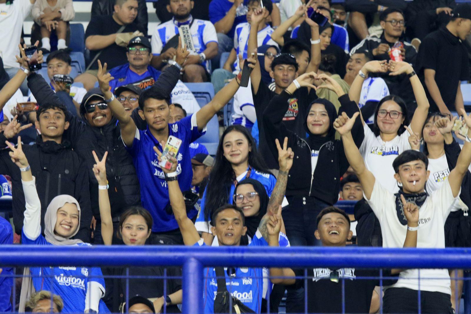boborohbpersibsibsibsibsibs.jpg